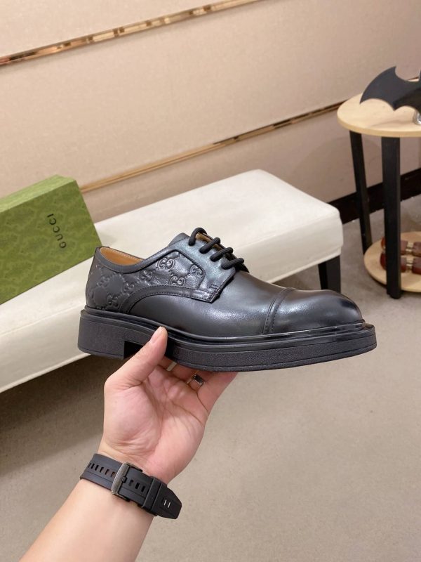 Gucci -Men's -black -leather -lace-up- shoes (5) Gucci Men's black leather lace-up shoes