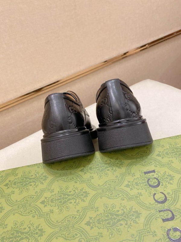 Gucci -Men's -black -leather -lace-up- shoes (9) Gucci Men's black leather lace-up shoes