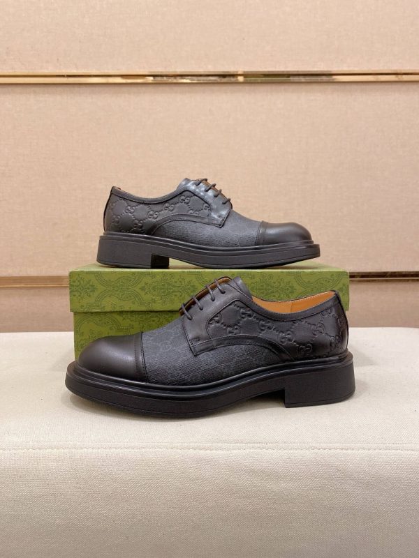 Gucci Men's lace-up derby shoe