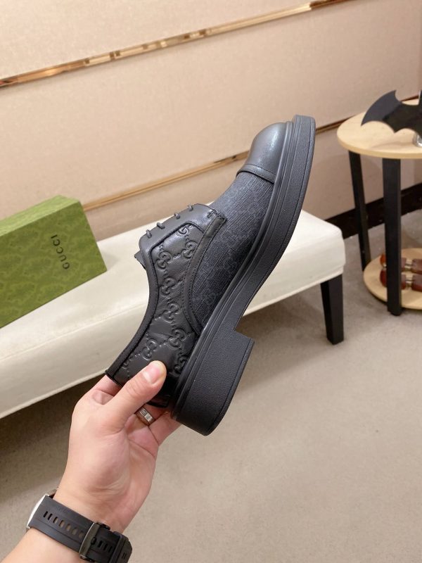 Gucci Men's lace-up derby shoe