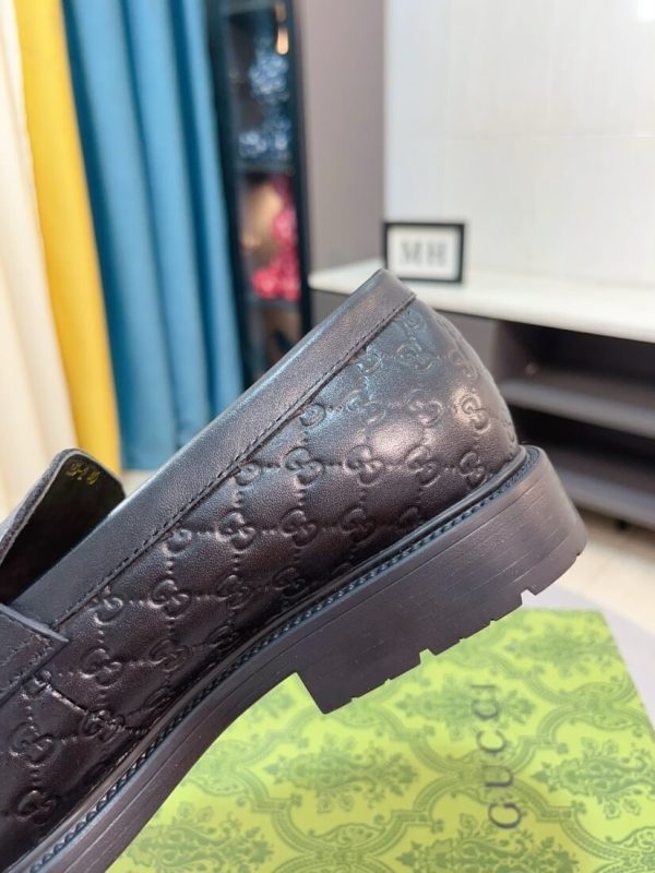 Black leather Gucci loafer (4) Black leather Gucci loafer