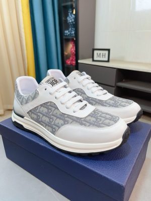 Dior B25 Runner sneakers in Gray and White