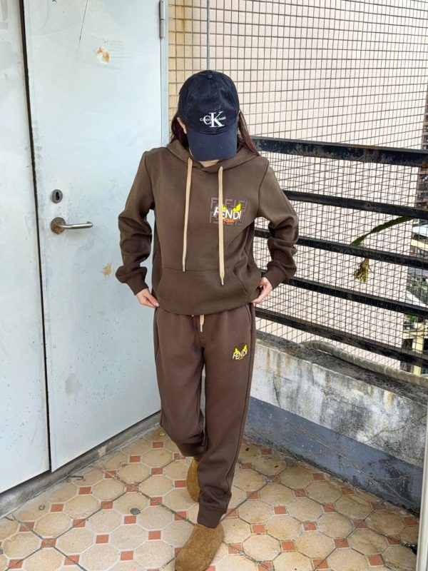 Fendi Monster Eyes Print Sweatpants- Brown