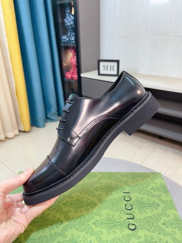 Gucci Men's William leather cap-toe derby (6) Gucci Men's William leather cap-toe derby