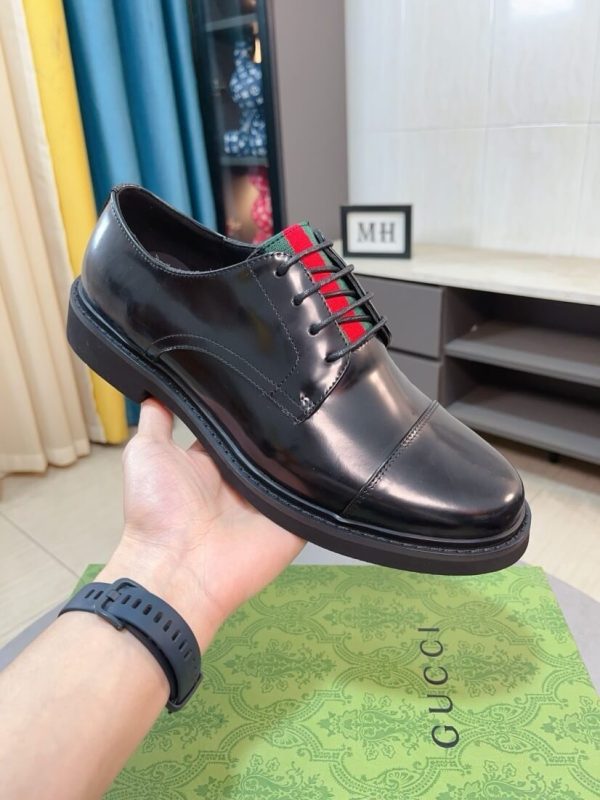 Gucci Men's William leather cap-toe derby (8) Gucci Men's William leather cap-toe derby