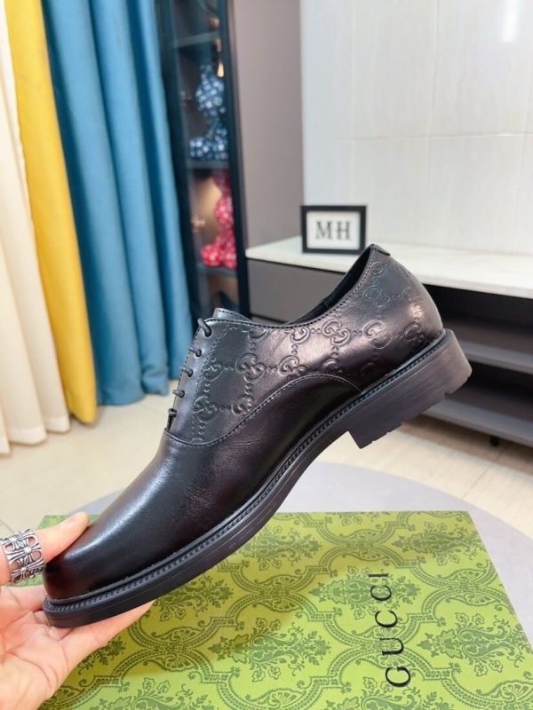 Gucci black leather men's lace-up formal shoes