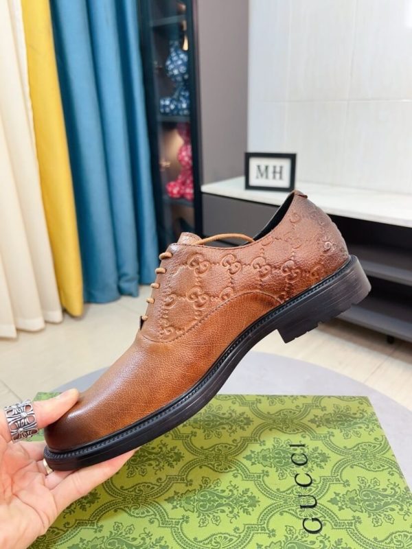 Gucci men's brown leather lace-up formal shoes