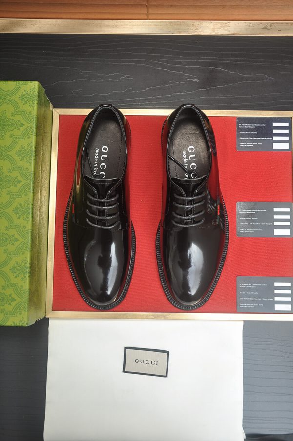 Gucci men's leather derby shoes