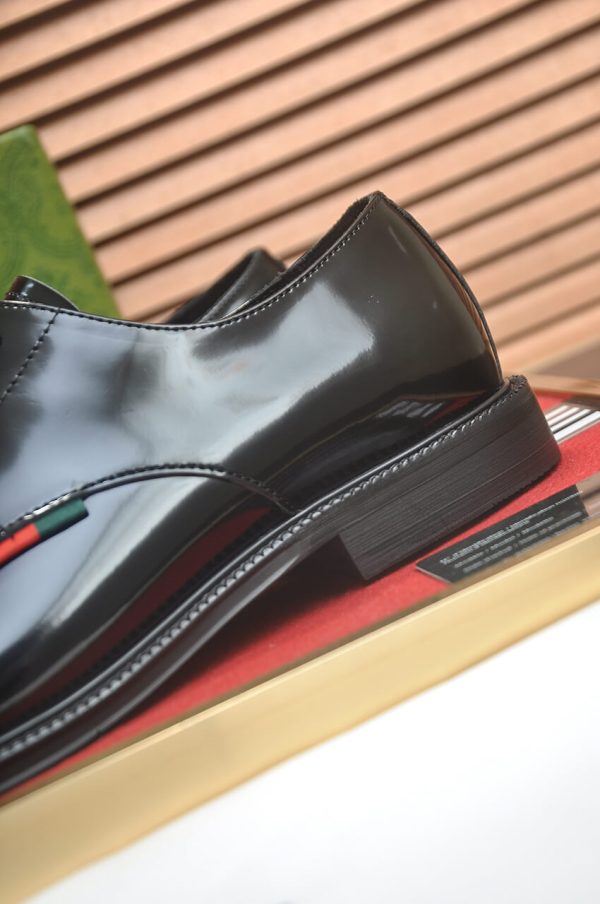 Gucci men's leather derby shoes