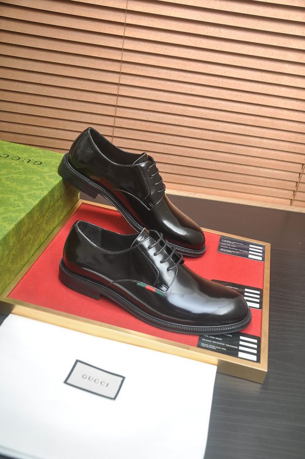 Gucci men's leather derby shoes