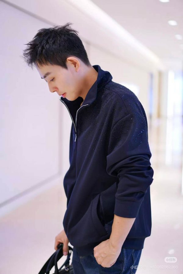 Gucci monogram-patterned crystal zip-up sweatshirt- Black