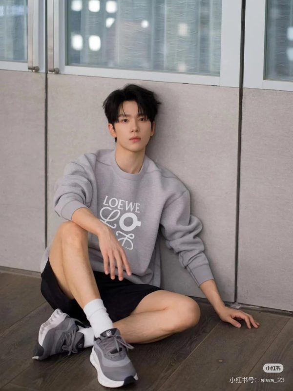 Loewe Anagram Embroidered Crew Neck Sweatshirt- Grey (6) Loewe Anagram Embroidered Crew Neck Sweatshirt- Grey