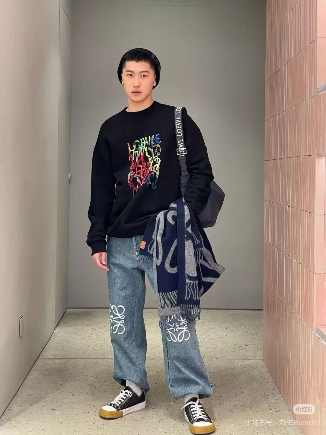 Loewe Anagram Tassel Color Block Crew Neck Sweatshirt- Black 9 Loewe Anagram Tassel Color Block Crew Neck Sweatshirt- Black - Image 9