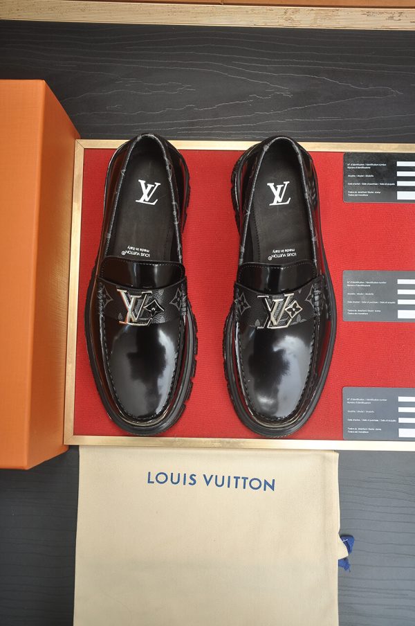 Louis Vuitton Major Loafers