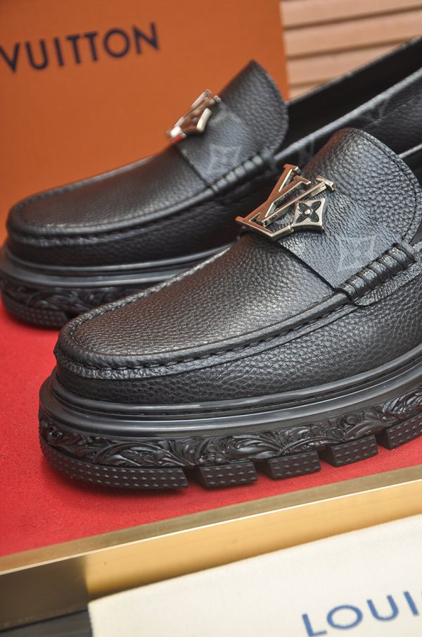 Louis Vuitton Major Loafers