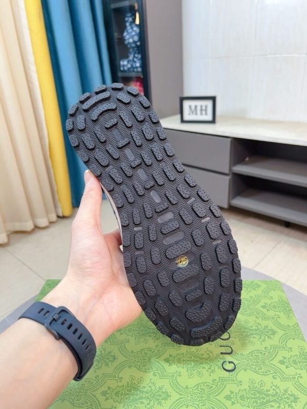 Men's Gucci chunky sneakers