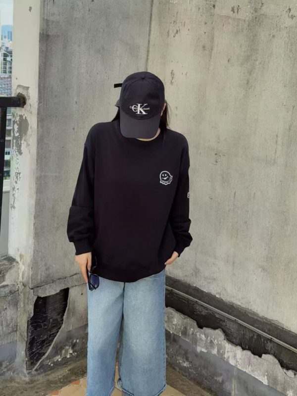 Moncler Logo Patch Crewneck Sweatshirt- Black