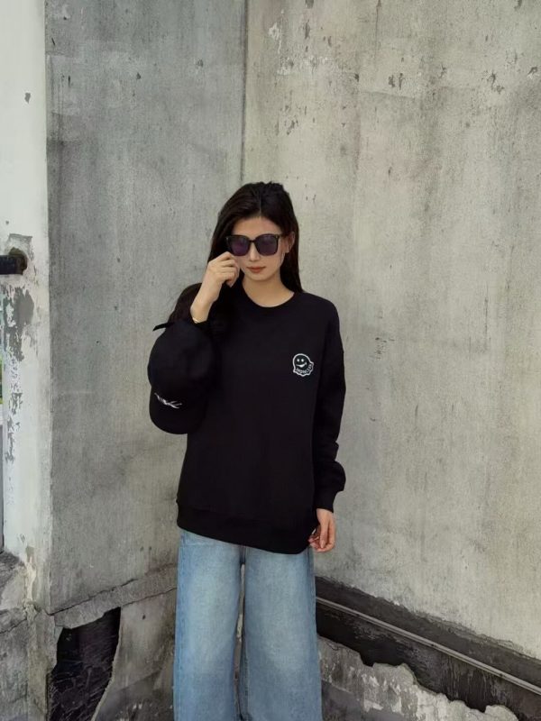 Moncler Logo Patch Crewneck Sweatshirt- Black