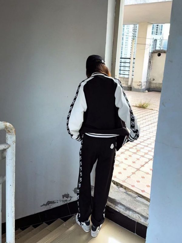 Moncler Logo Trim Drawstring Track Pants- Black