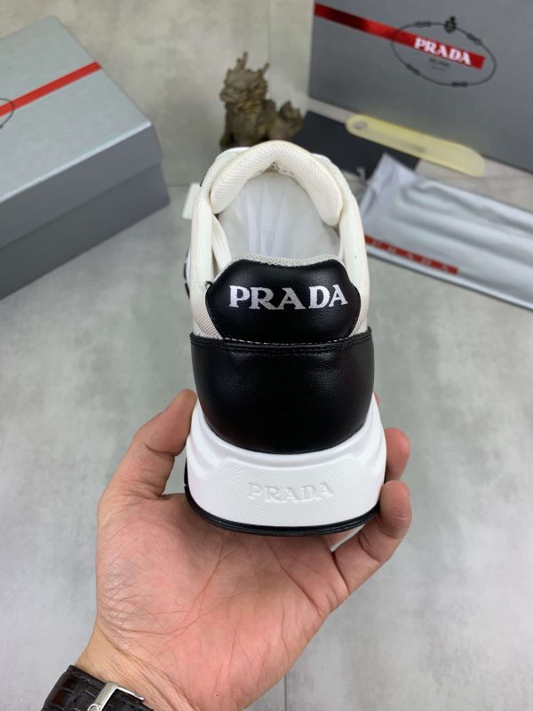 Prada Prax 01 men's sneakers black and white. (12) Prada Prax 01 men's sneakers black and white.