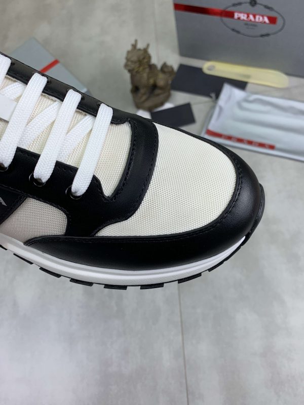 Prada Prax 01 men's sneakers black and white. (15) Prada Prax 01 men's sneakers black and white.