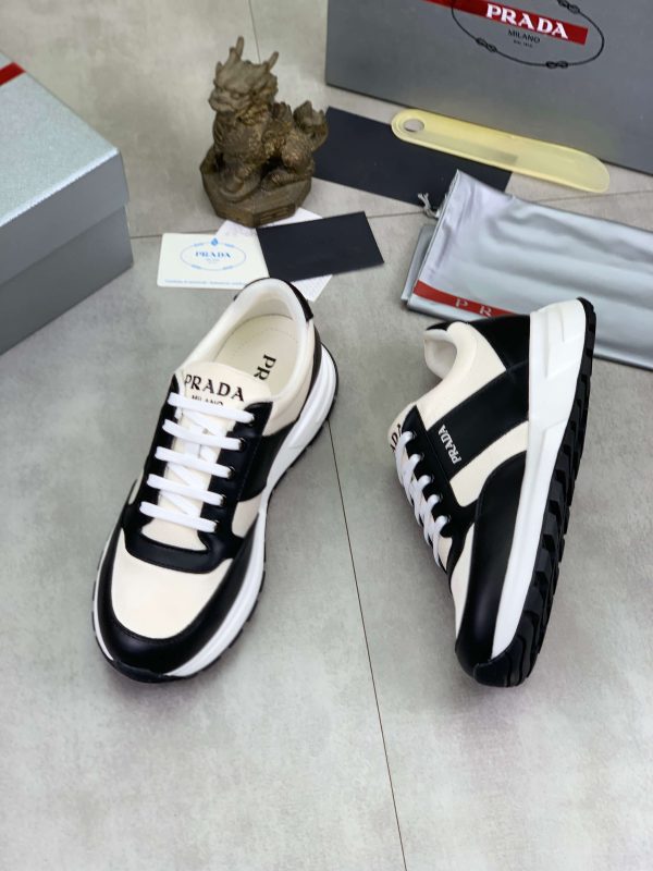 Prada Prax 01 men's sneakers black and white. (17) Prada Prax 01 men's sneakers black and white.