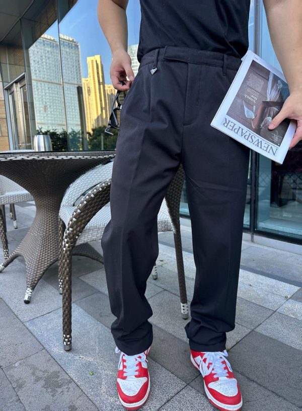 Prada Triangle Logo Zipper Casual Suit Trousers- Black (1) Prada Triangle Logo Zipper Casual Suit Trousers- Black