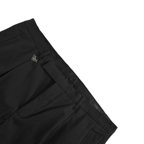 Prada Triangle Logo Zipper Casual Suit Trousers- Black (9) Prada Triangle Logo Zipper Casual Suit Trousers- Black