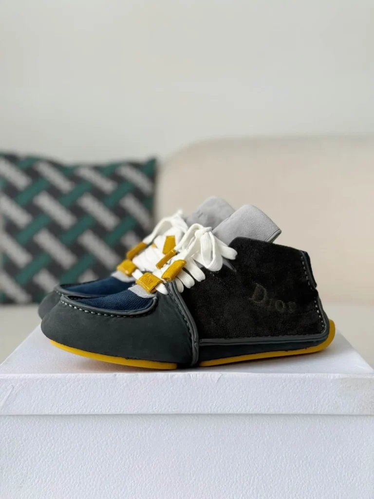 20250912034349175766302927725