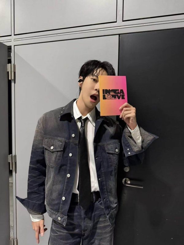 Acne Studios Leather Collar Washed Denim Jacket- Black (1) Acne Studios Leather Collar Washed Denim Jacket- Black