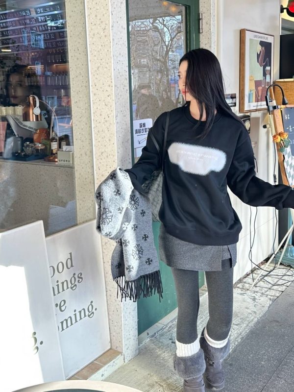 Alexander Wang Essential Terry Crew Sweatshirt- Black (4) Alexander Wang Essential Terry Crew Sweatshirt- Black