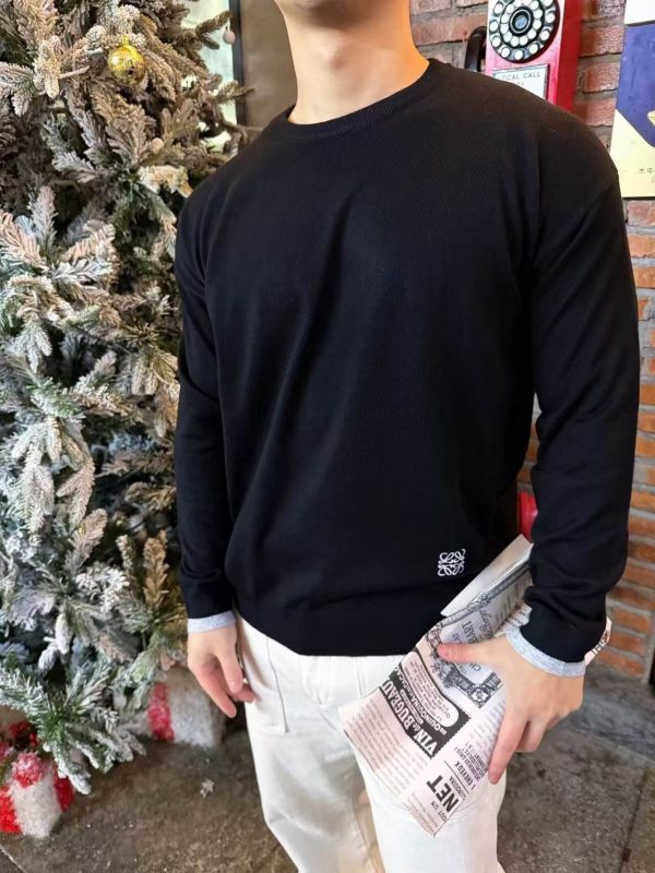 Loewe Anagram embroidered Crew Neck Sweater- Black