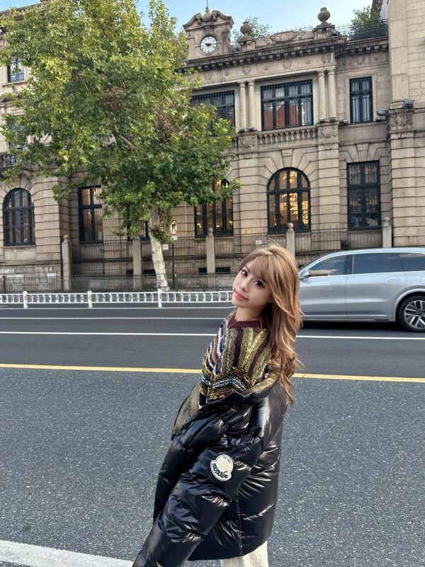 Moncler 1952 Amaranth Short Parka Jacket – Black (4) Moncler 1952 Amaranth Short Parka Jacket – Black