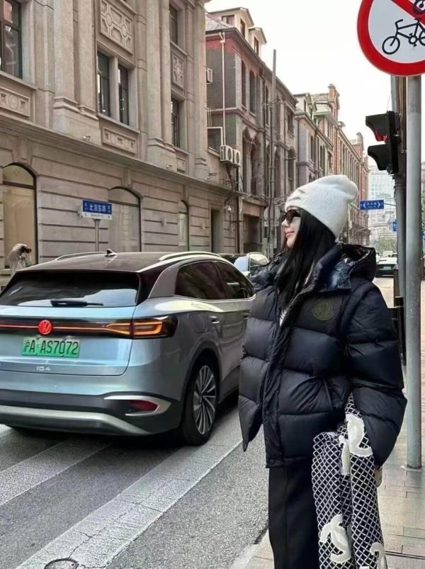 Moncler Cyclone 2-in-1 Hooded Short Down Jacket- Black