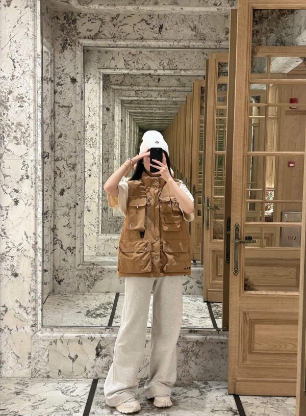 Moncler Grenoble Day-Namic Multi-Pocket Down Vest- Brown