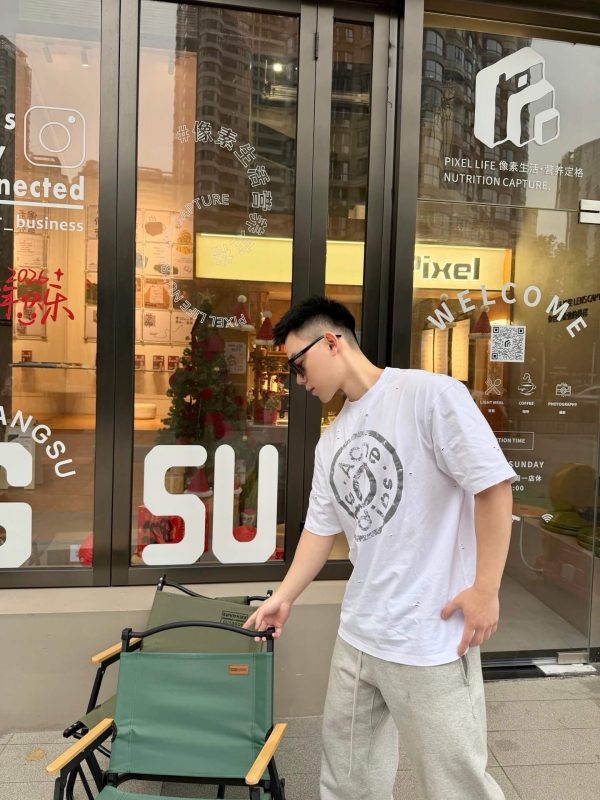 Acne Studios Distressed Ring Print Logo T-shirt- White