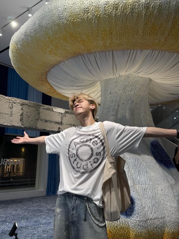 Acne Studios Distressed Ring Print Logo T-shirt- White