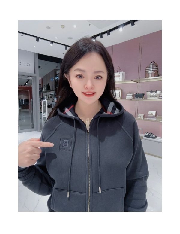 Burberry B-logo Checkered Zip-up Hoodie- Black