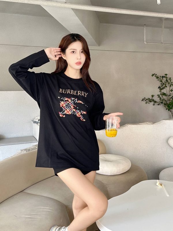 Burberry Check War Horse Embroidery Long-Sleeve T-Shirt- Black