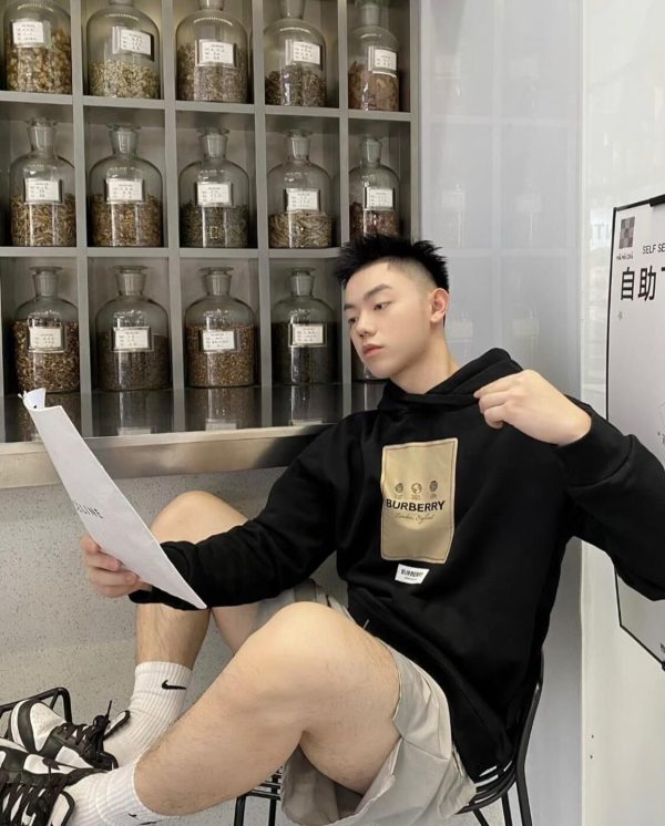 Burberry Logo-print Pullover Hoodie- Black