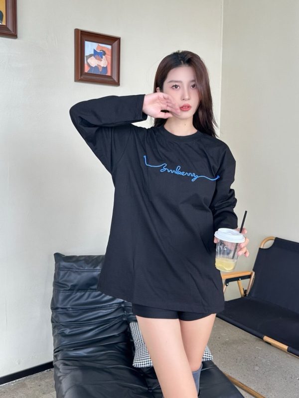 Burberry Long-sleeved Signature Logo Embroidery T-shirt- Black