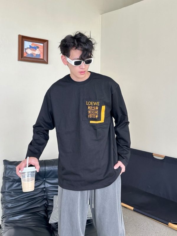 Loewe Cutout Logo Overlapping Pockets long-sleeved T-shirt- Black