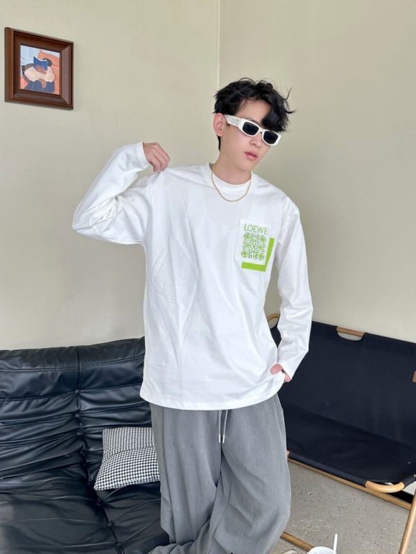 Loewe Cutout Logo Overlapping Pockets long-sleeved T-shirt- White