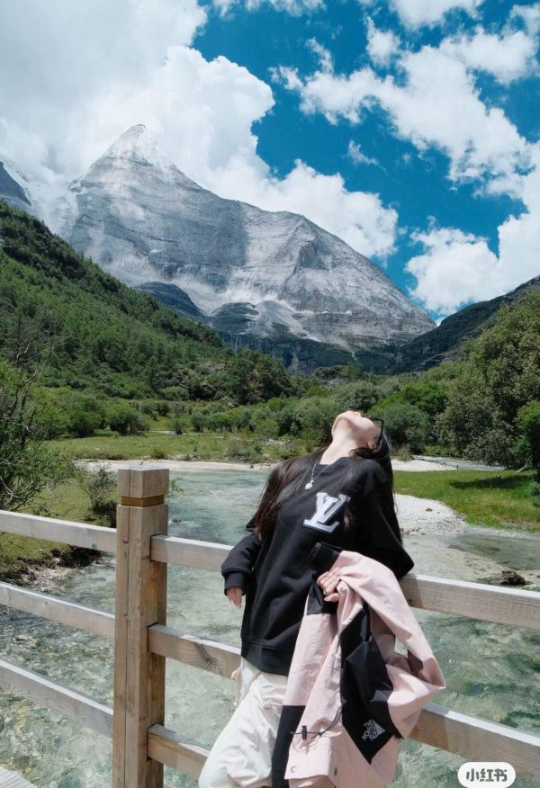 Louis Vuitton Leather Label Embroidered Crew Neck Sweatshirt- Black