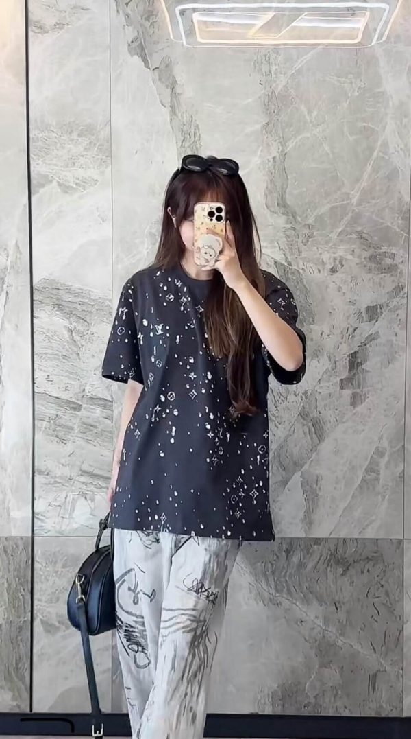 Louis Vuitton Monogram Short-Sleeved T-shirt- Black