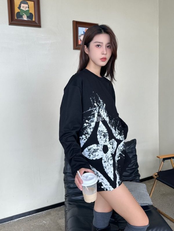Louis Vuitton with clover splatter print long-sleeved T-shirt- Black