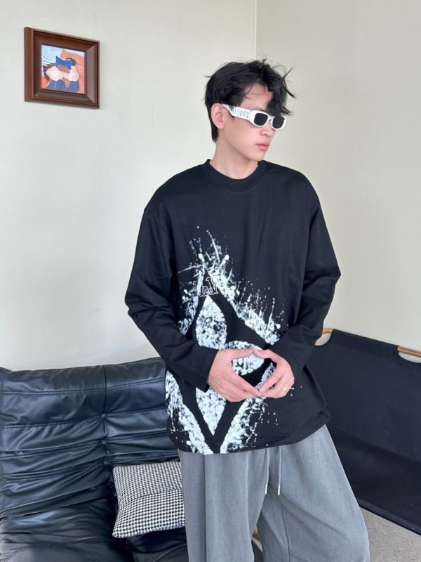 Louis Vuitton with clover splatter print long-sleeved T-shirt- Black