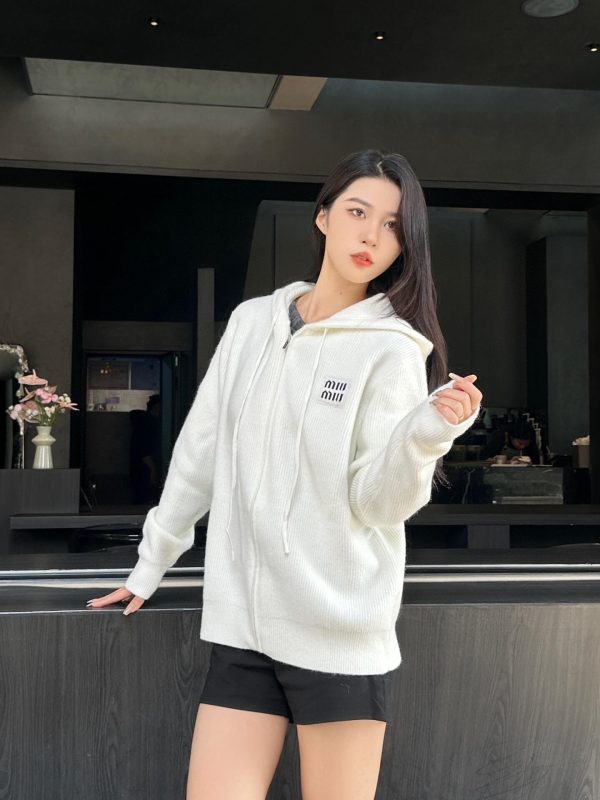 Miu Miu Appliqué Logo Embroidered Zip-up Hoodie- White