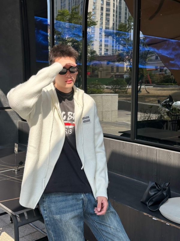 Miu Miu Appliqué Logo Embroidered Zip-up Hoodie- White