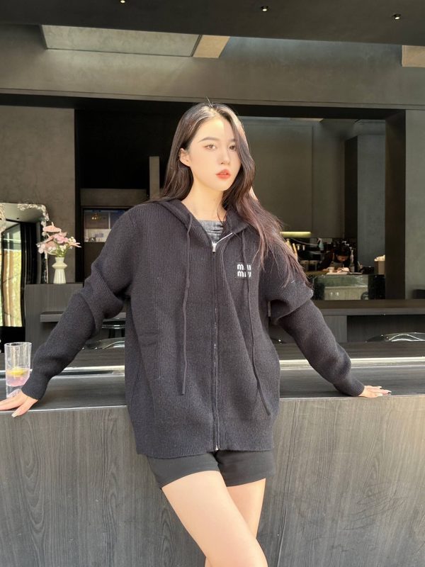 Miu Miu Appliqué Logo Embroidered Zip-up Hoodie- Black